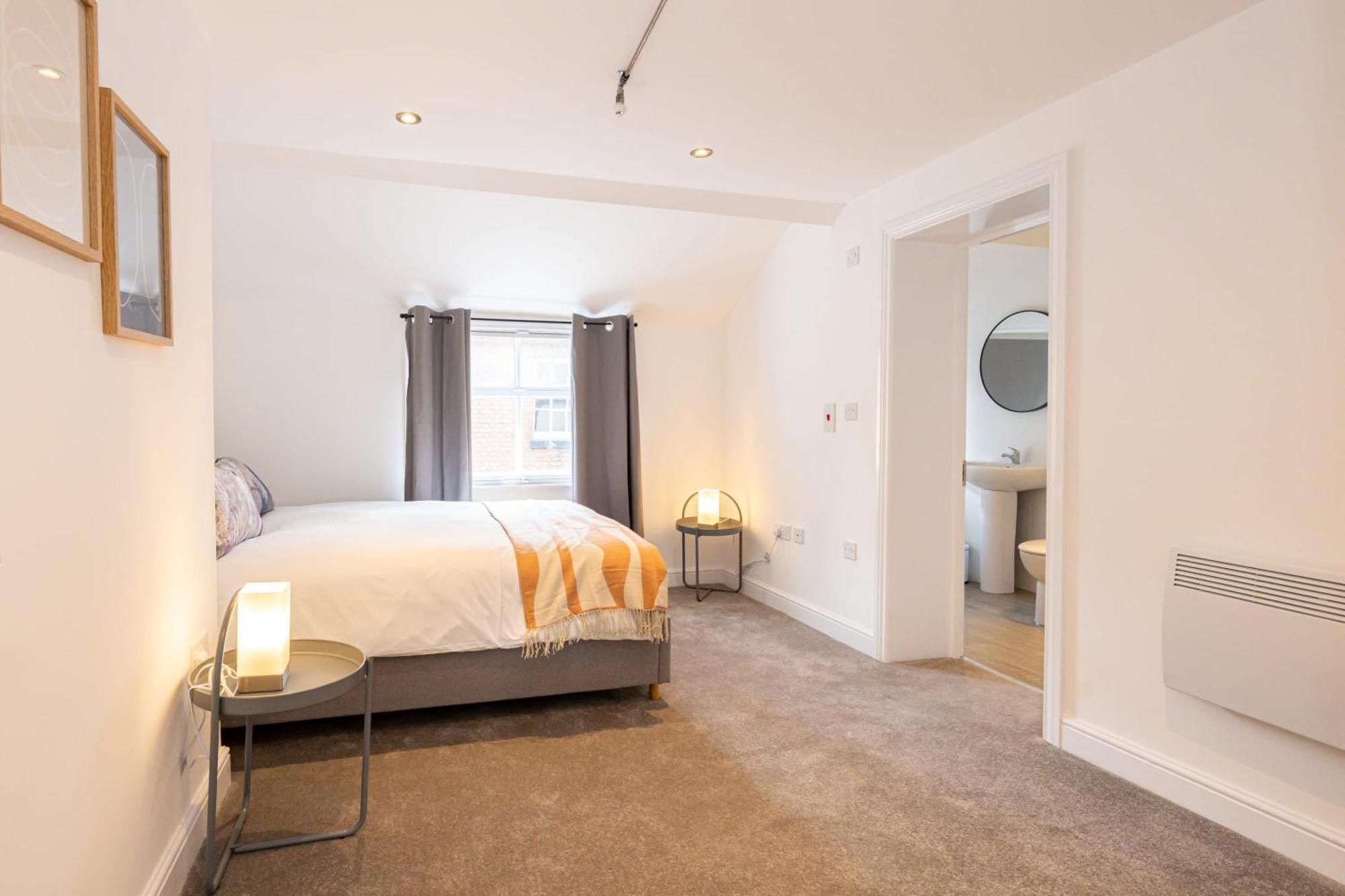בולטון Beautiful 1 Bed 20Mins To Central Manchester מראה חיצוני תמונה