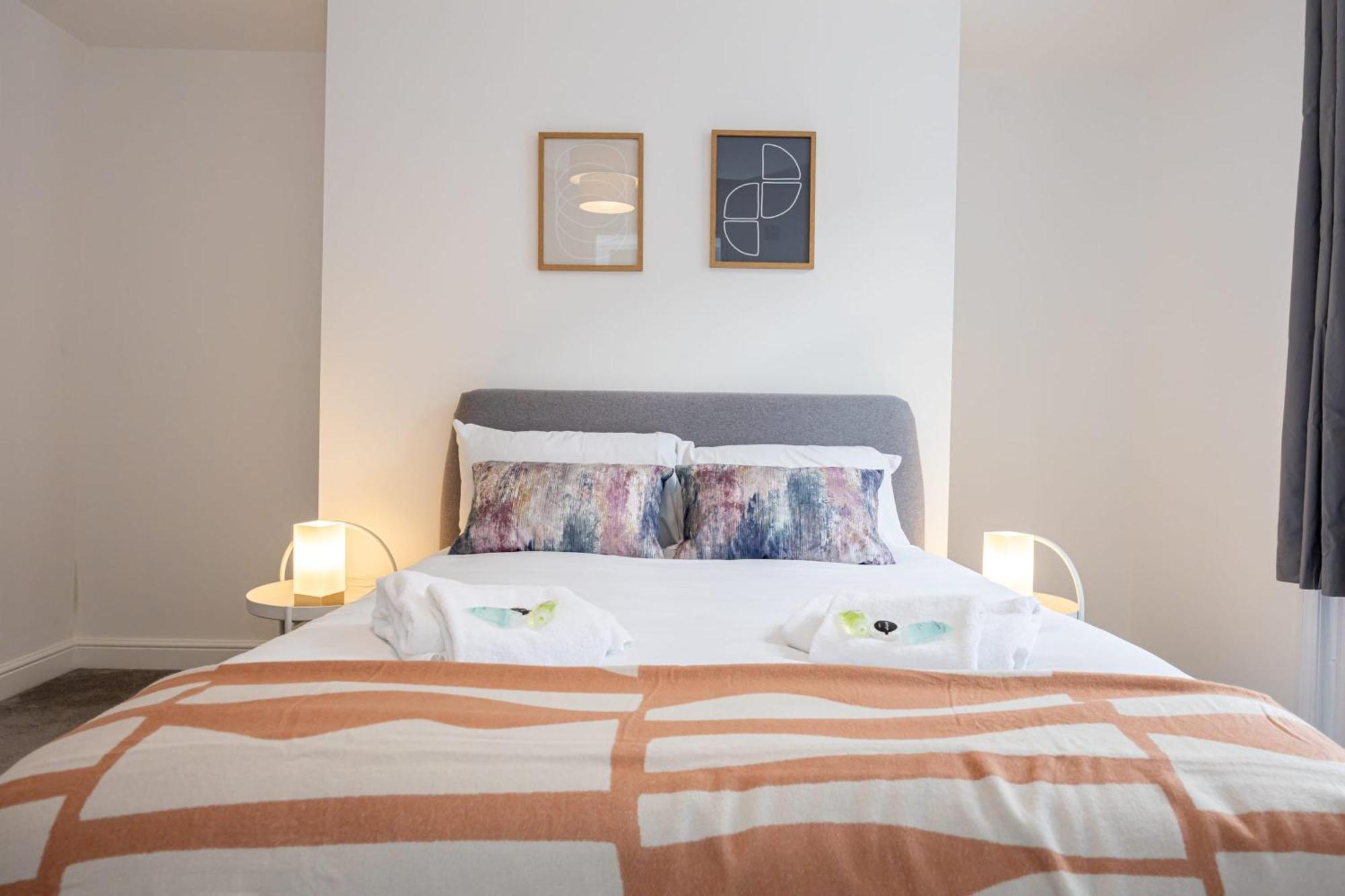 בולטון Beautiful 1 Bed 20Mins To Central Manchester מראה חיצוני תמונה