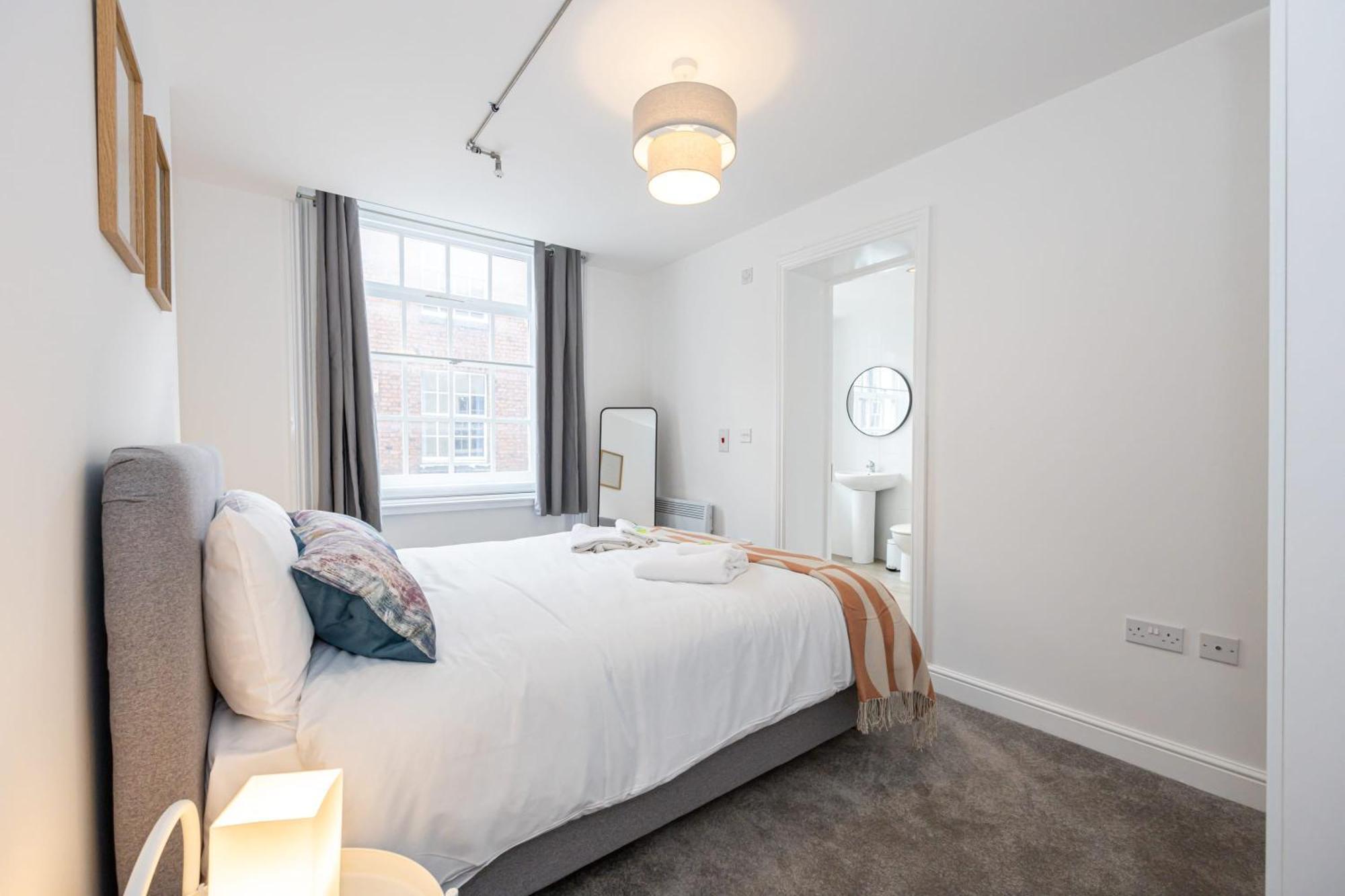 בולטון Beautiful 1 Bed 20Mins To Central Manchester מראה חיצוני תמונה