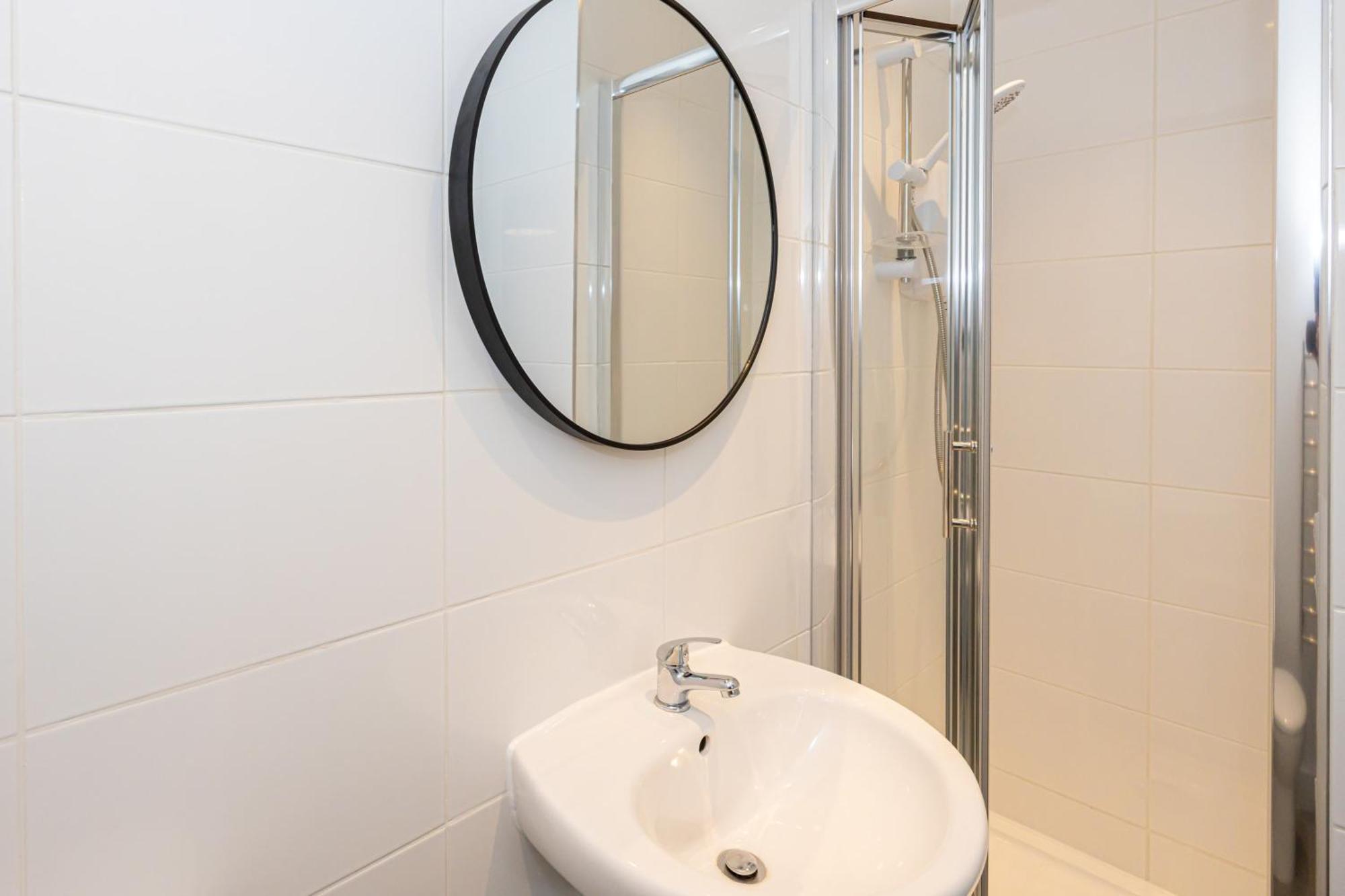 בולטון Beautiful 1 Bed 20Mins To Central Manchester מראה חיצוני תמונה