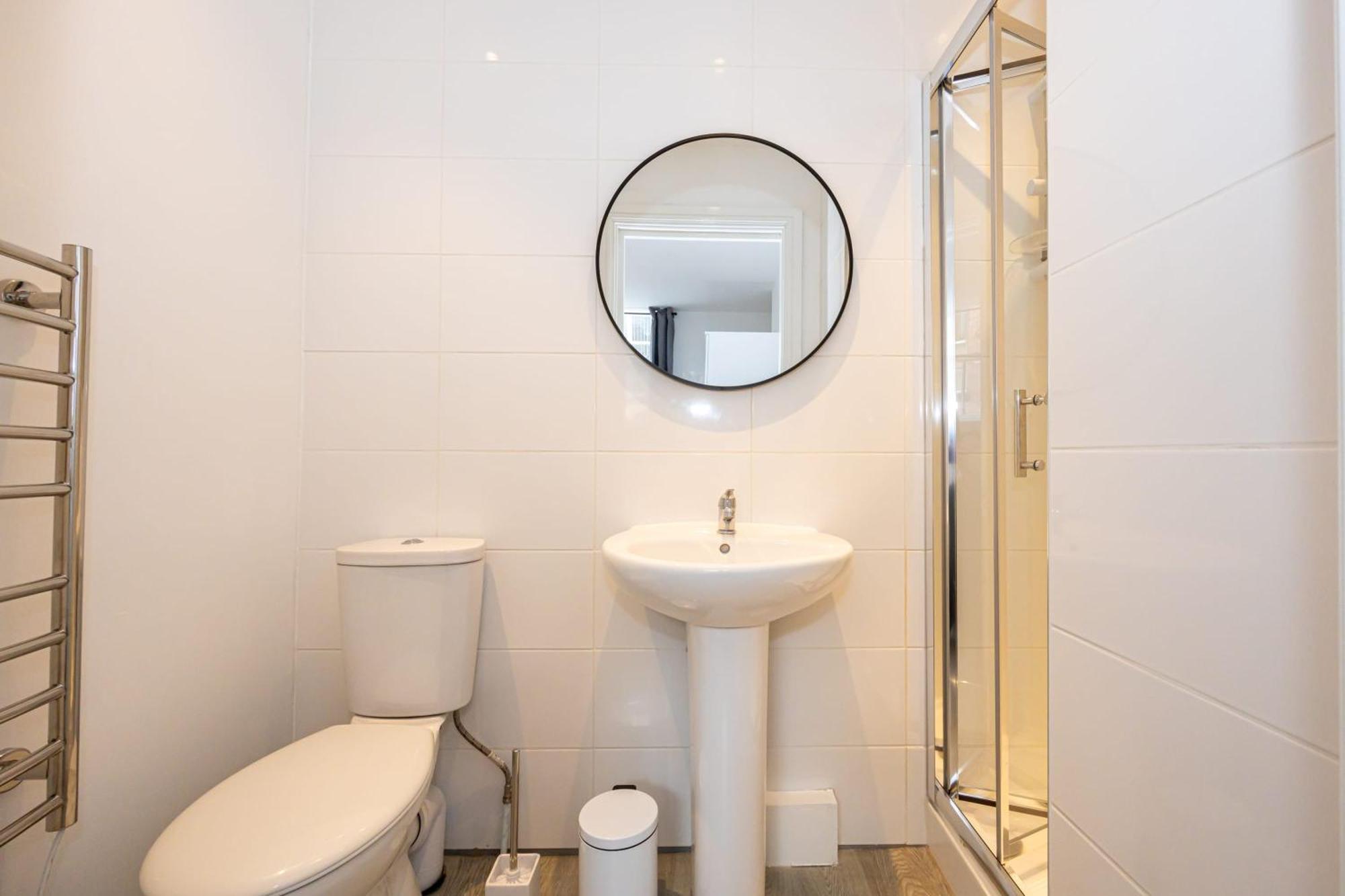 בולטון Beautiful 1 Bed 20Mins To Central Manchester מראה חיצוני תמונה